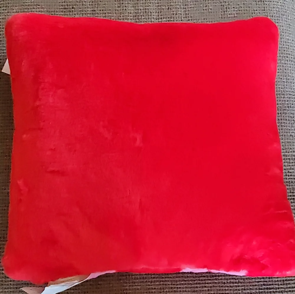 NWT cupcakes & cashmere Faux Fur Checkered Heart Pillow, 20